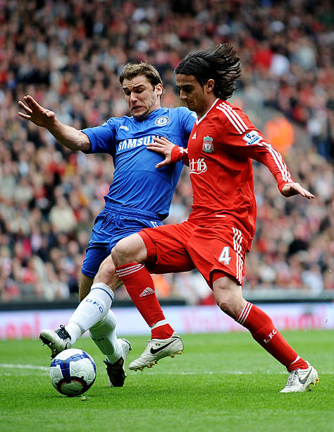 展现出其在 展现出其在