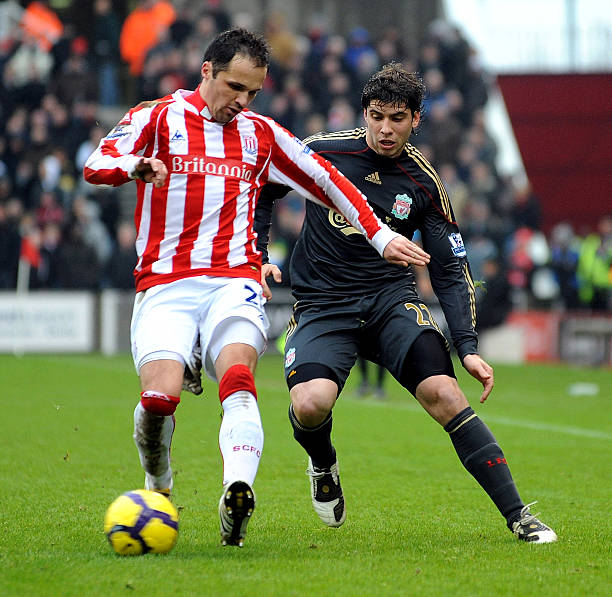 攻就展现出 攻就展现出